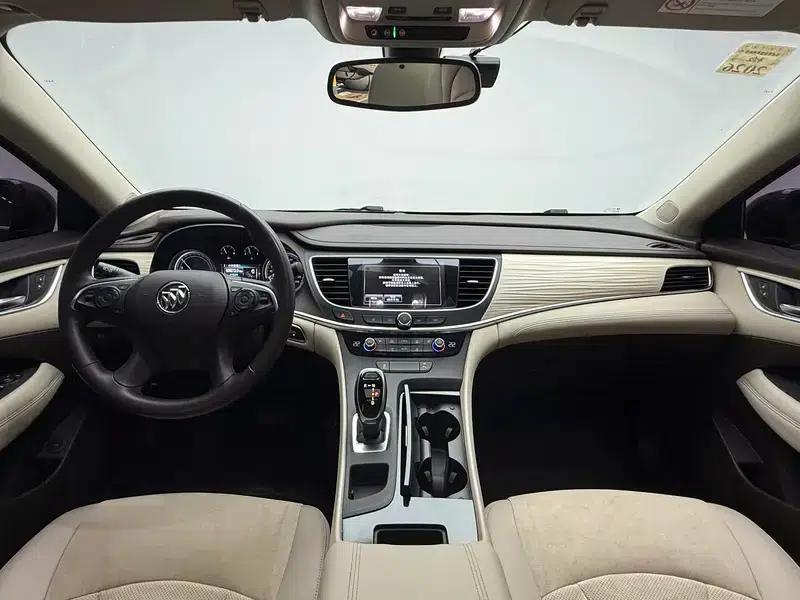 Buick LaCrosse 2018 30H Elite — миниатюра 14