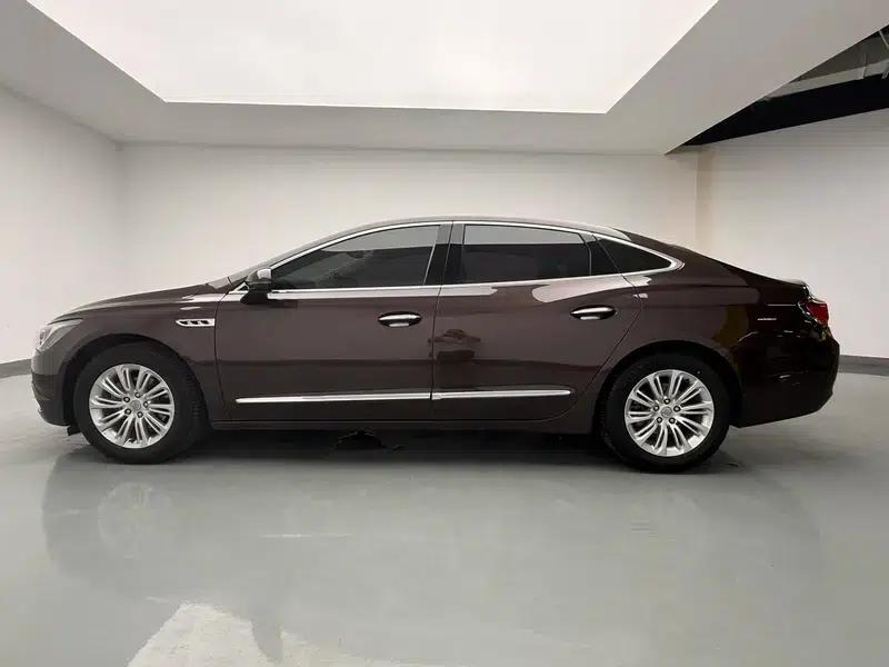 Buick LaCrosse 2018 30H Elite — миниатюра 4