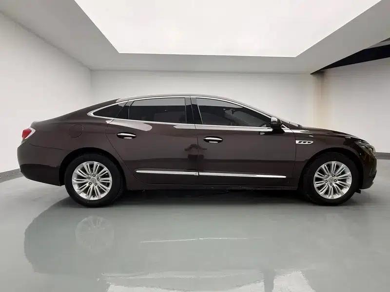 Buick LaCrosse 2018 30H Elite — миниатюра 8