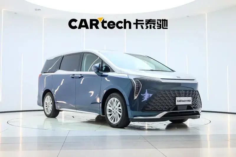 Century 2025 2.0T Six-Seat Luxury Edition — миниатюра 3