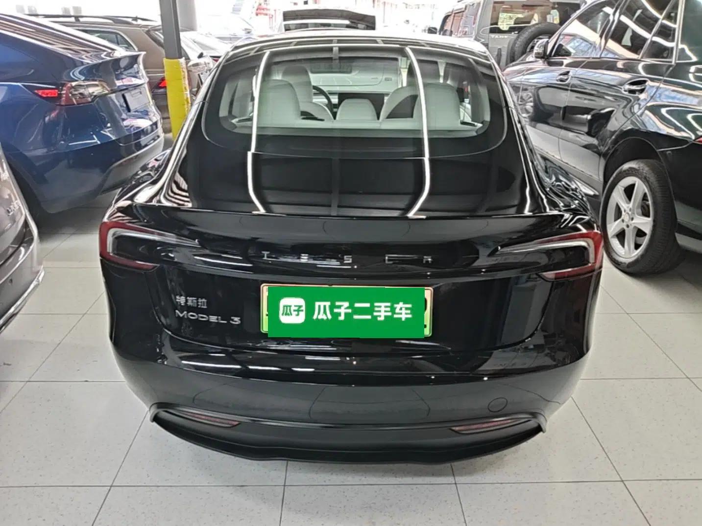 Tesla Model 3 2023 Rear-Wheel-Drive Version — миниатюра 5