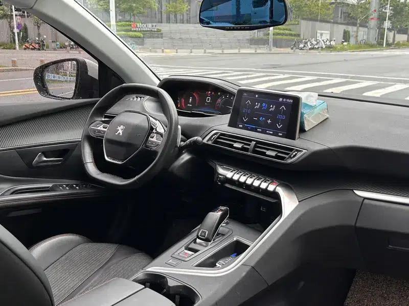 Peugeot 5008 2017 380THP 5-seater Elite Edition — миниатюра 10