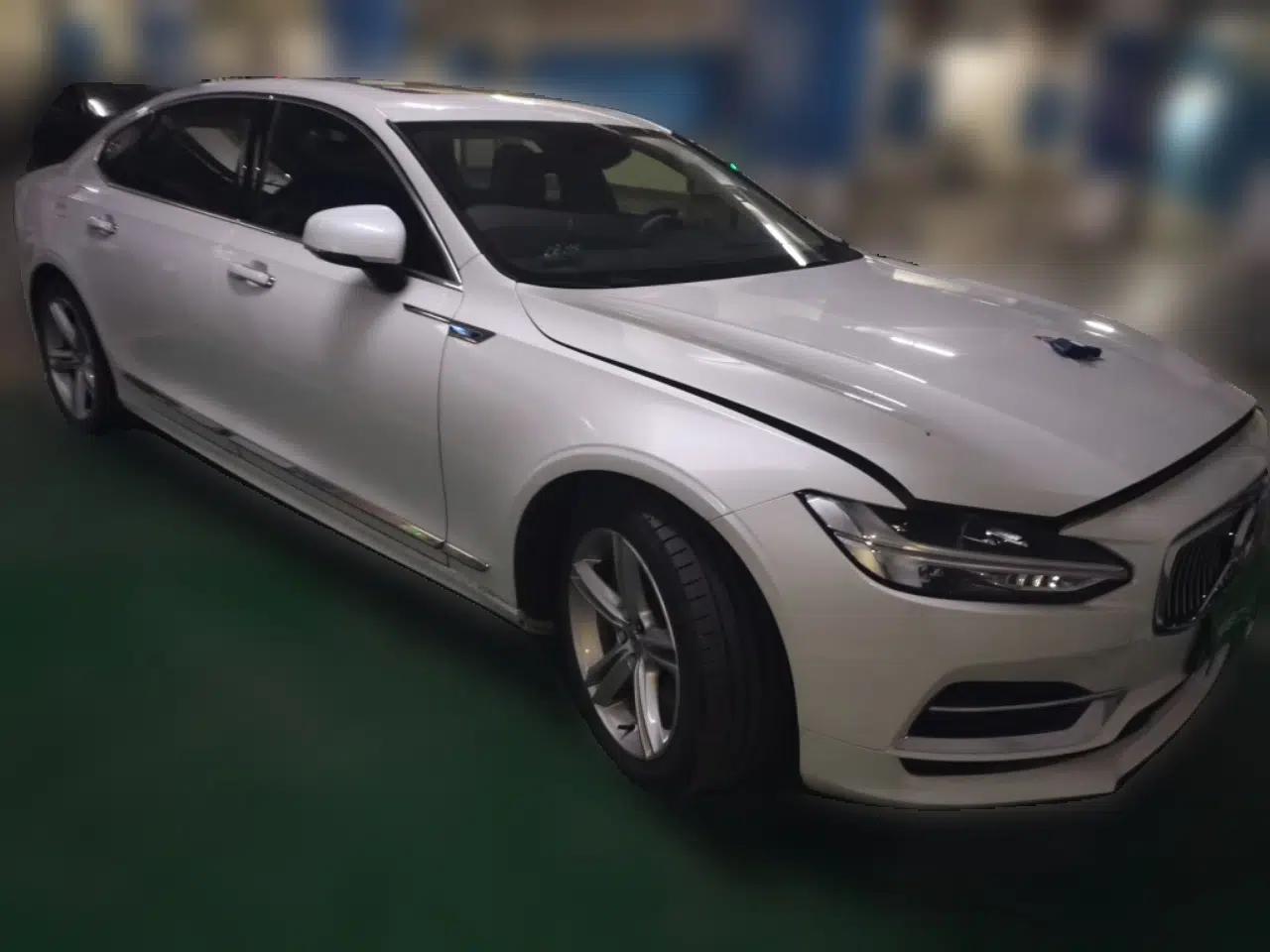 Volvo S90 2020 T4 SmartDrive Luxury Edition — миниатюра 3