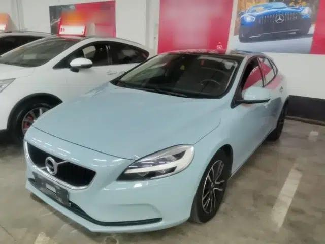 Volvo V40 2017 T3 Zhiyi Edition