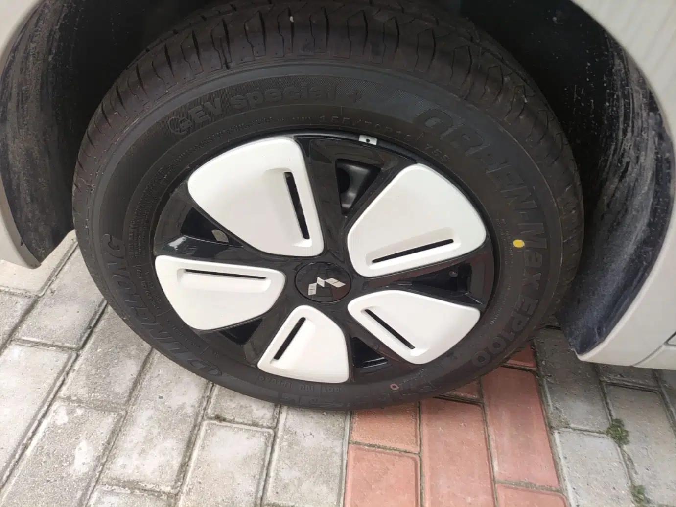 Wuling Hongguang MINIEV 2025 Four-Door Version Advanced Edition — миниатюра 10