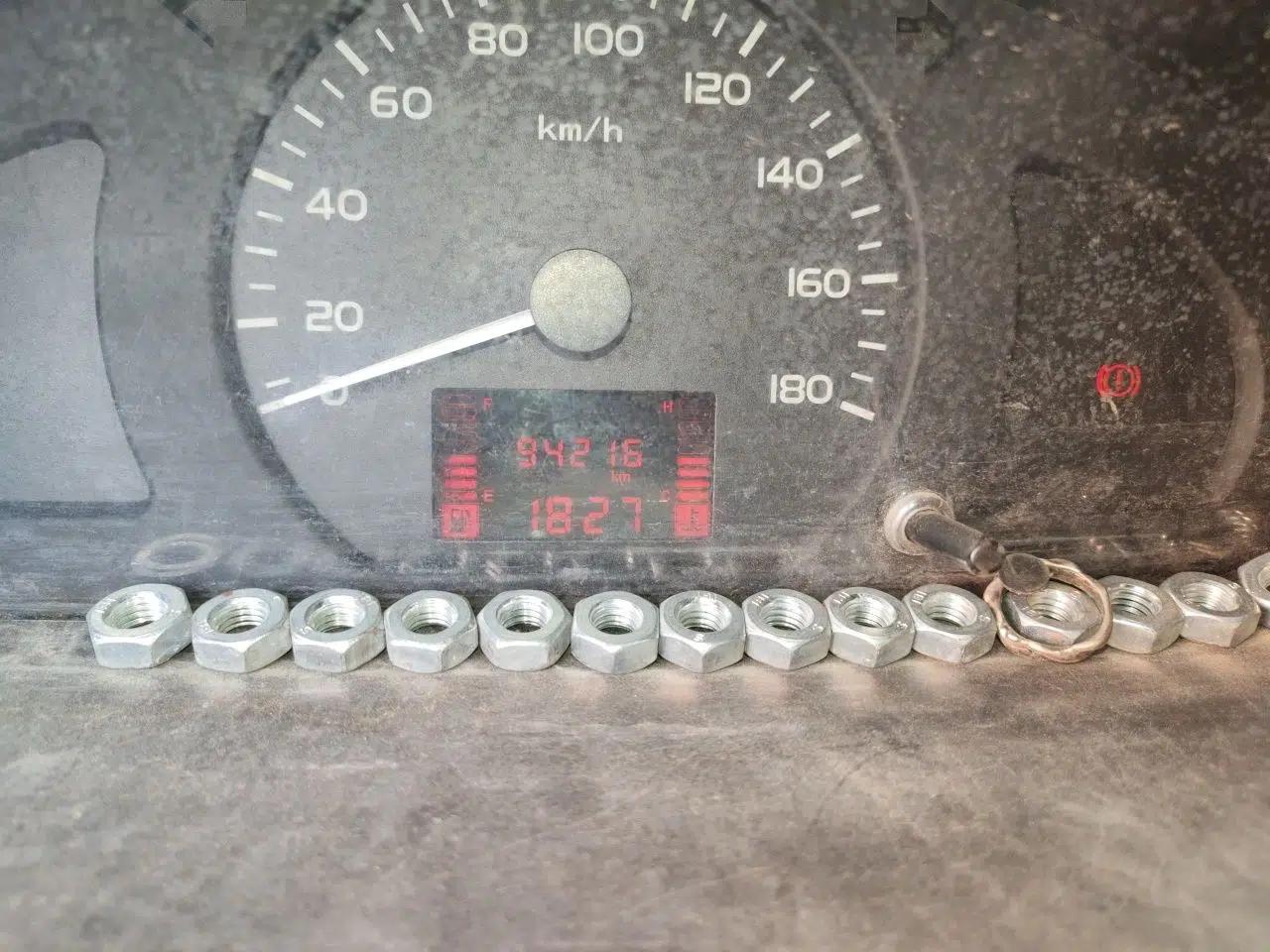 Wuling Rongguang 2014 1.2L S Standard Model — миниатюра 12