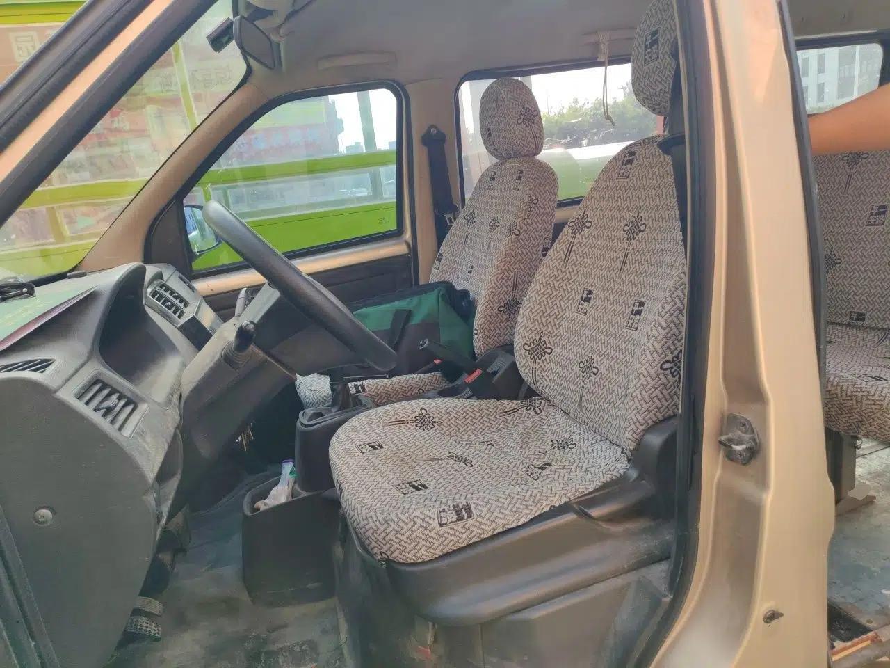 Wuling Rongguang 2014 1.2L S Standard Model — миниатюра 15