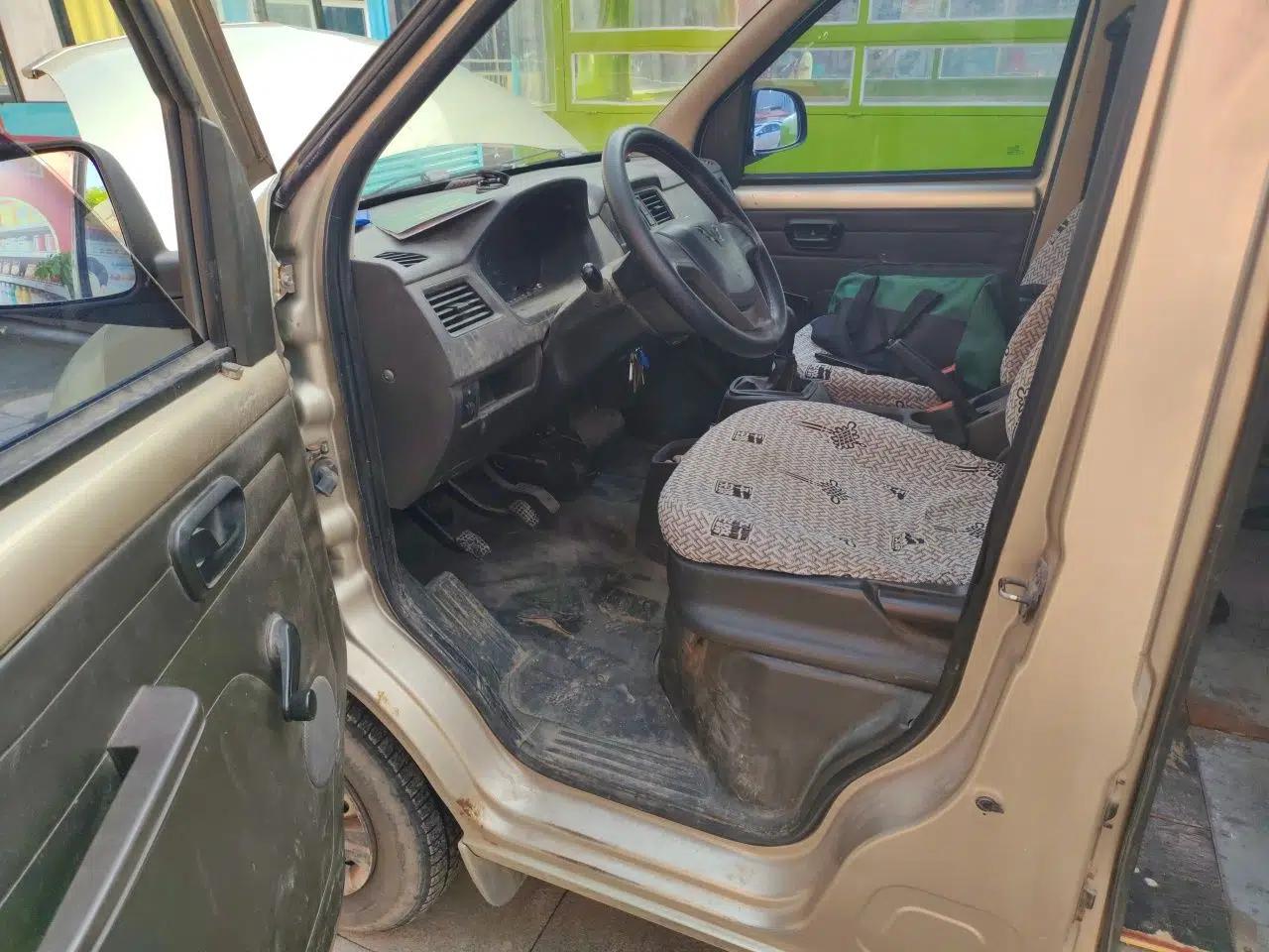 Wuling Rongguang 2014 1.2L S Standard Model — миниатюра 16