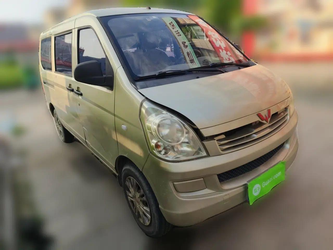 Wuling Rongguang 2014 1.2L S Standard Model — миниатюра 3