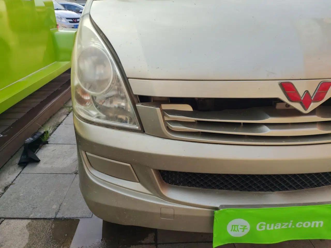 Wuling Rongguang 2014 1.2L S Standard Model — миниатюра 7