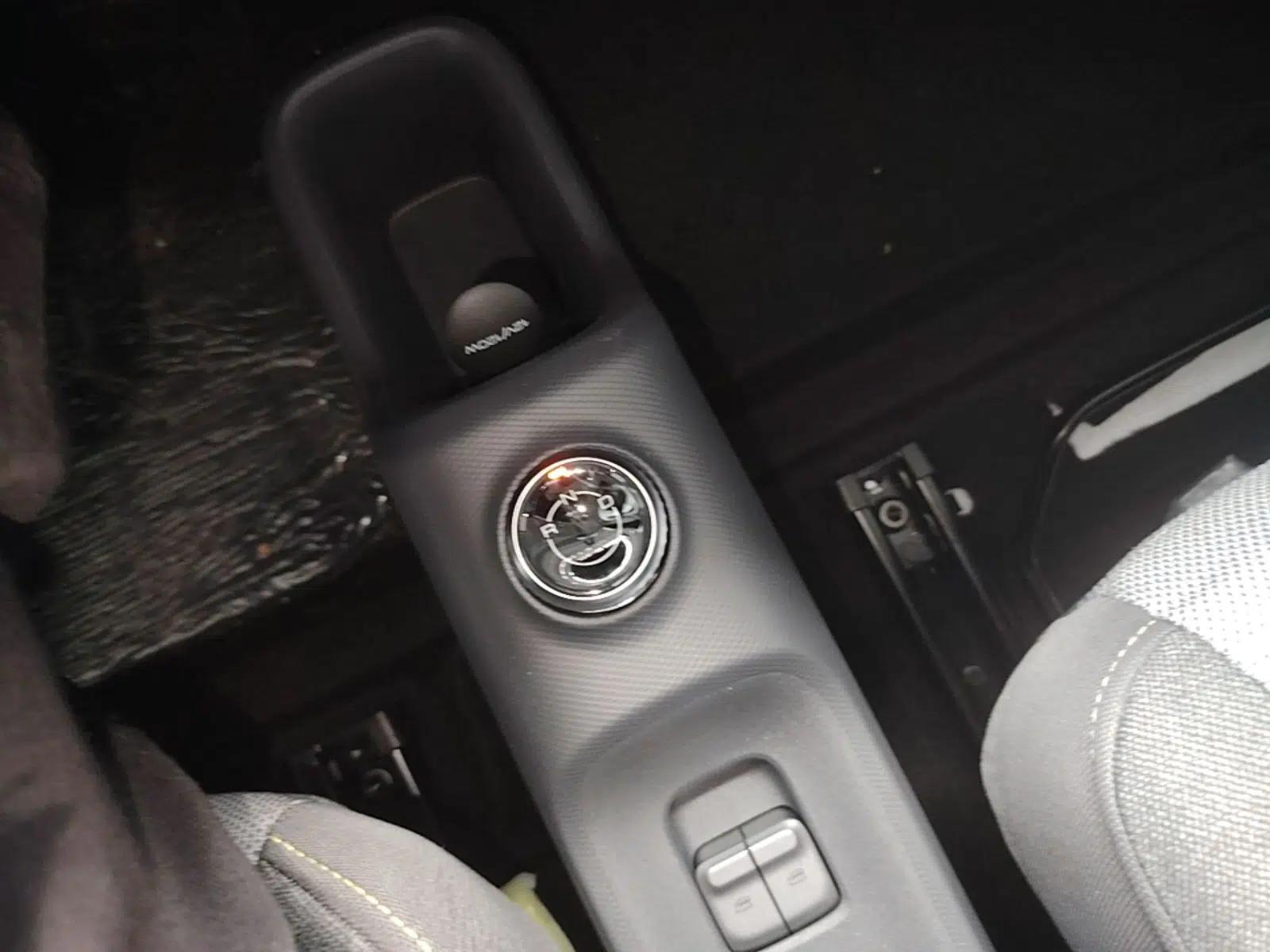 Wuling Zhiguang New Energy 2025 Model 305km Ambitious Edition — миниатюра 16