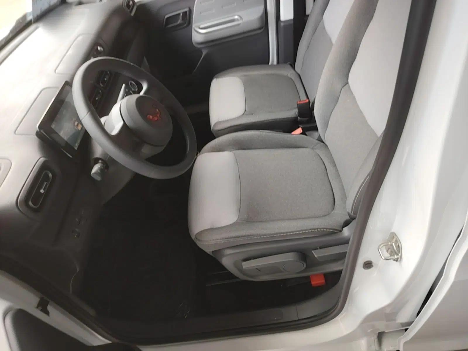 Wuling Zhiguang New Energy 2025 Model 305km Ambitious Edition — миниатюра 17