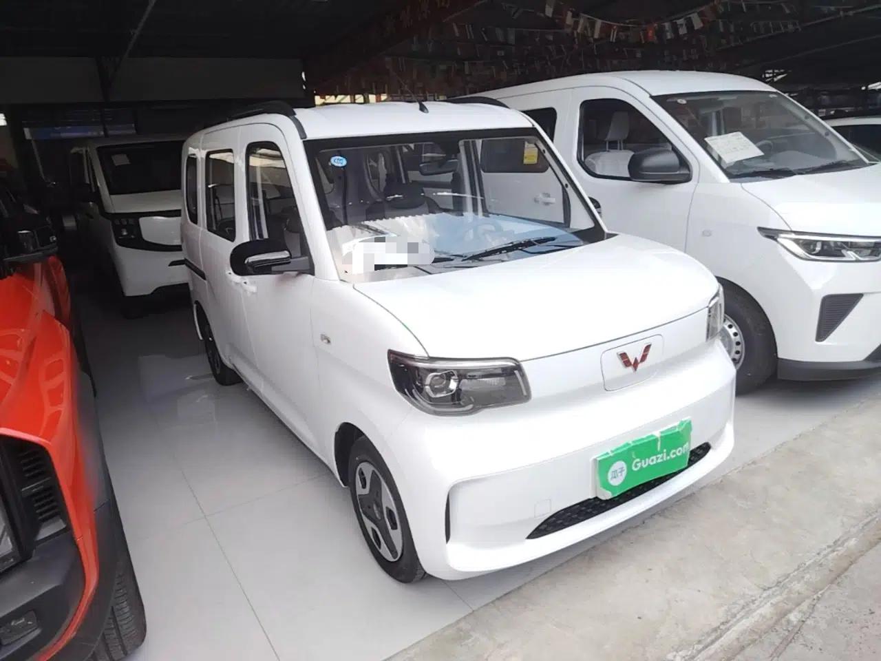 Wuling Zhiguang New Energy 2025 Model 305km Ambitious Edition — миниатюра 3