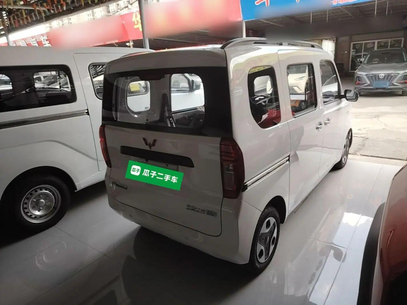 Wuling Zhiguang New Energy 2025 Model 305km Ambitious Edition — миниатюра 6