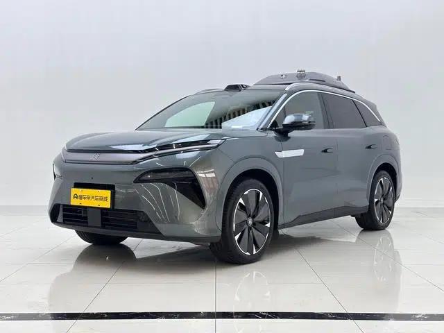 Tang L DM 2025 DM-p 175KM 4WD Drone Player Edition