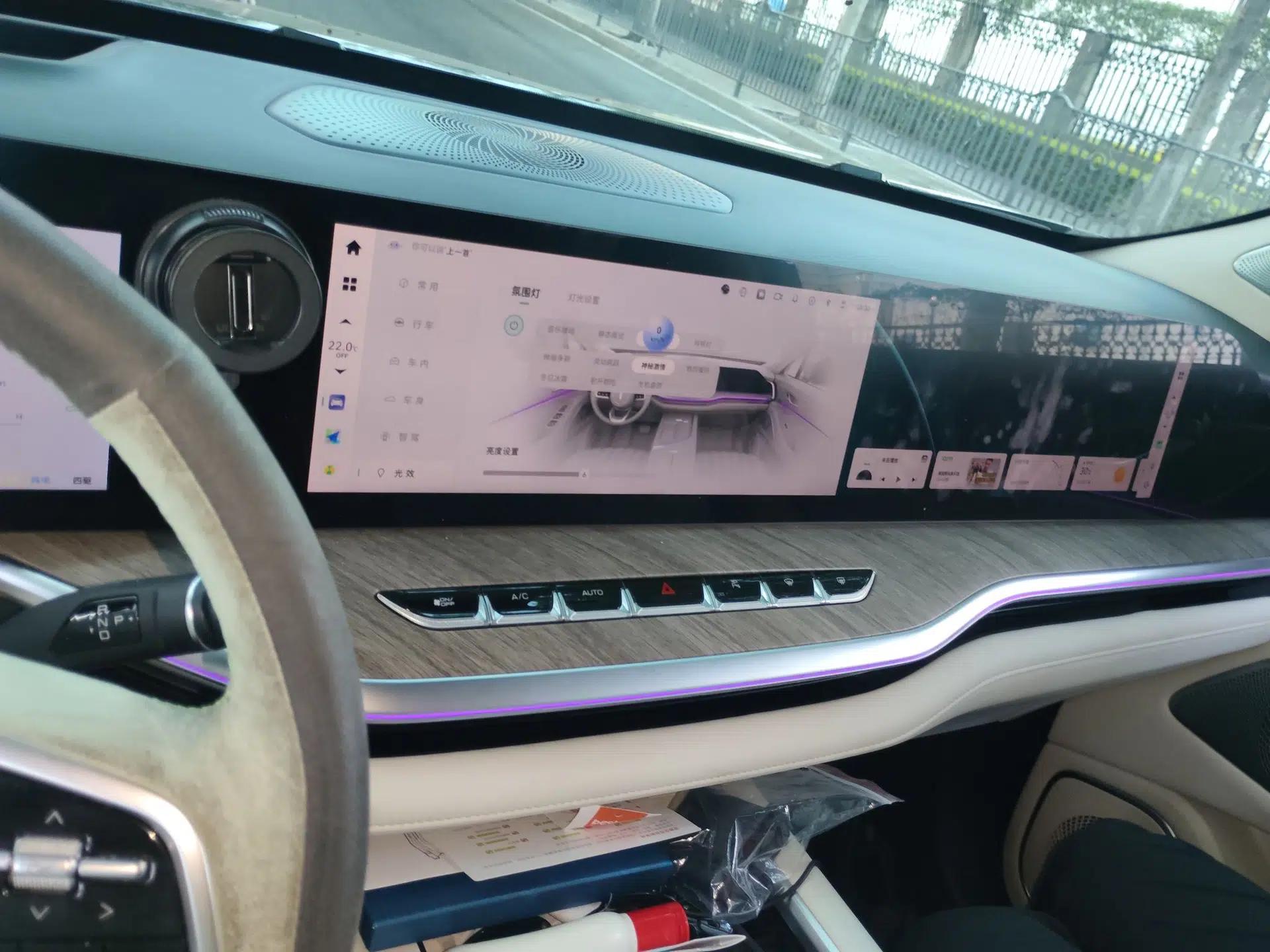 Wey Lanshan 2023 Four-Wheel Drive Ultra-Long Range Version — миниатюра 13
