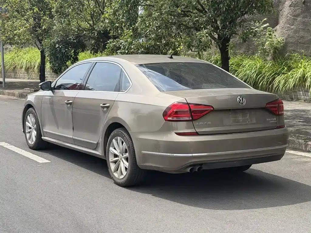 2017 Passat 280TSI DSG Premium Edition — миниатюра 9