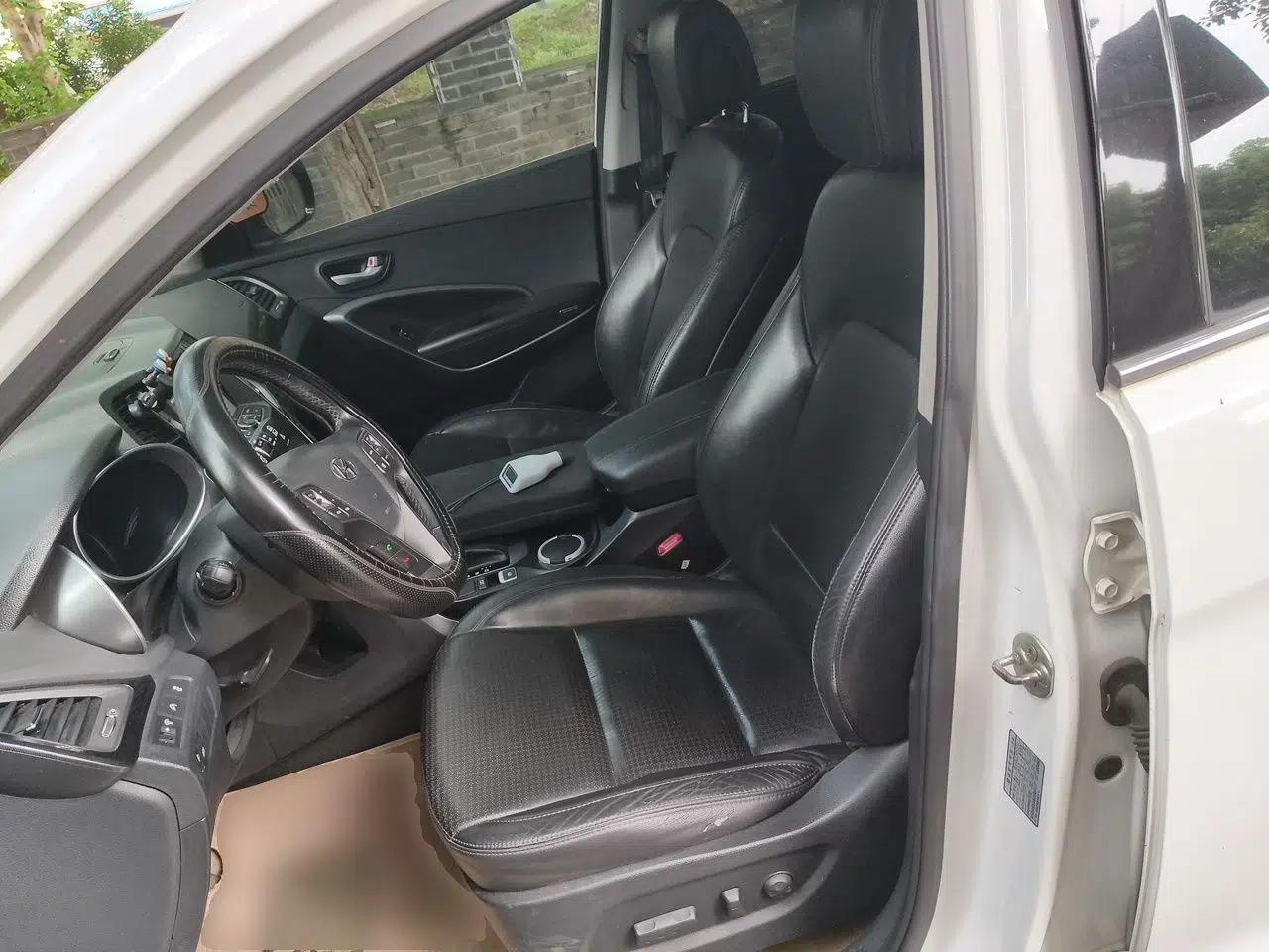 Hyundai Santa Fe 2013 2.4L Automatic Two-Wheel Drive Smart Version — миниатюра 15
