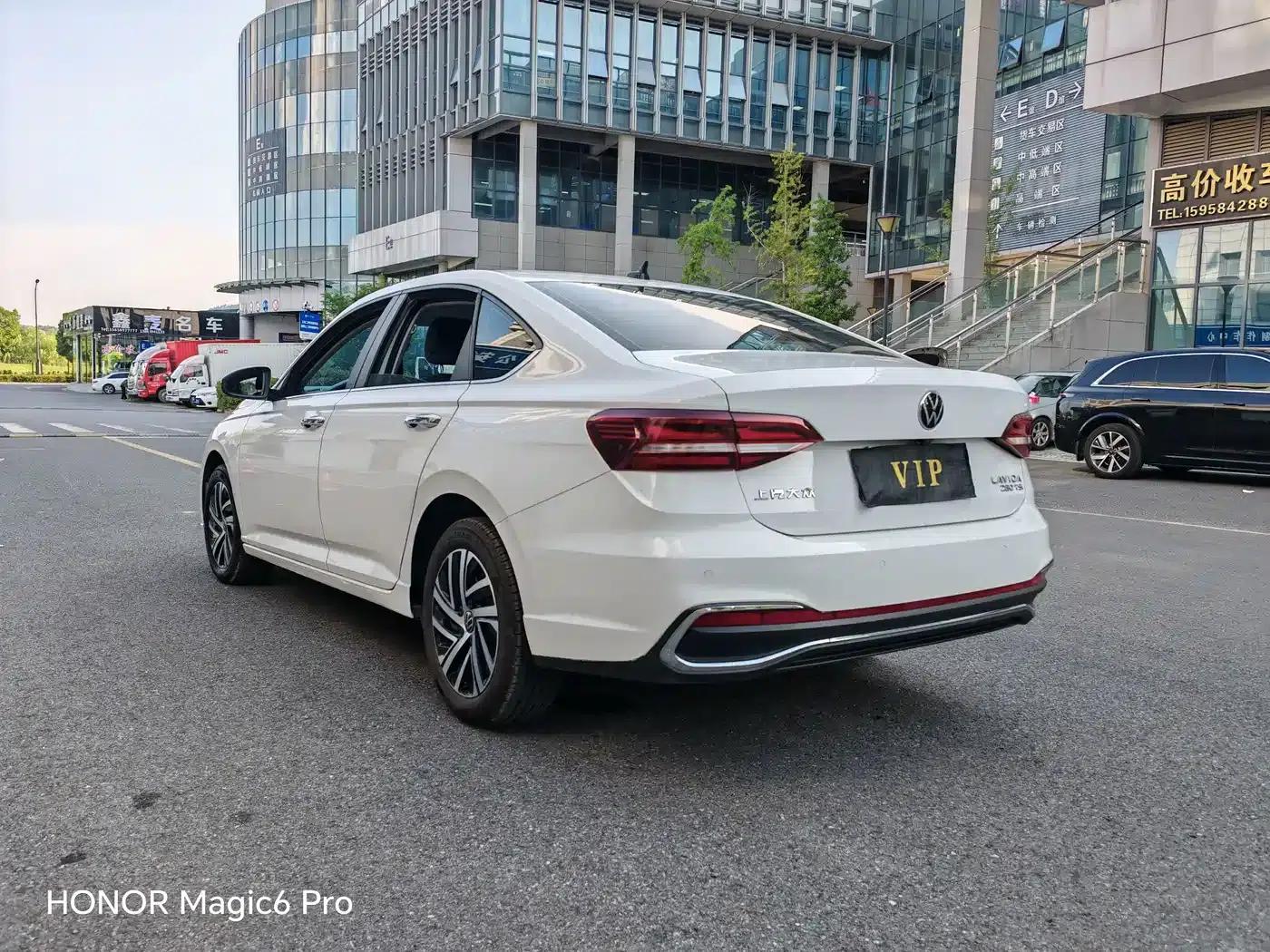 2023 Volkswagen Lavida 280TSI DSG Full Comfort Edition — миниатюра 6