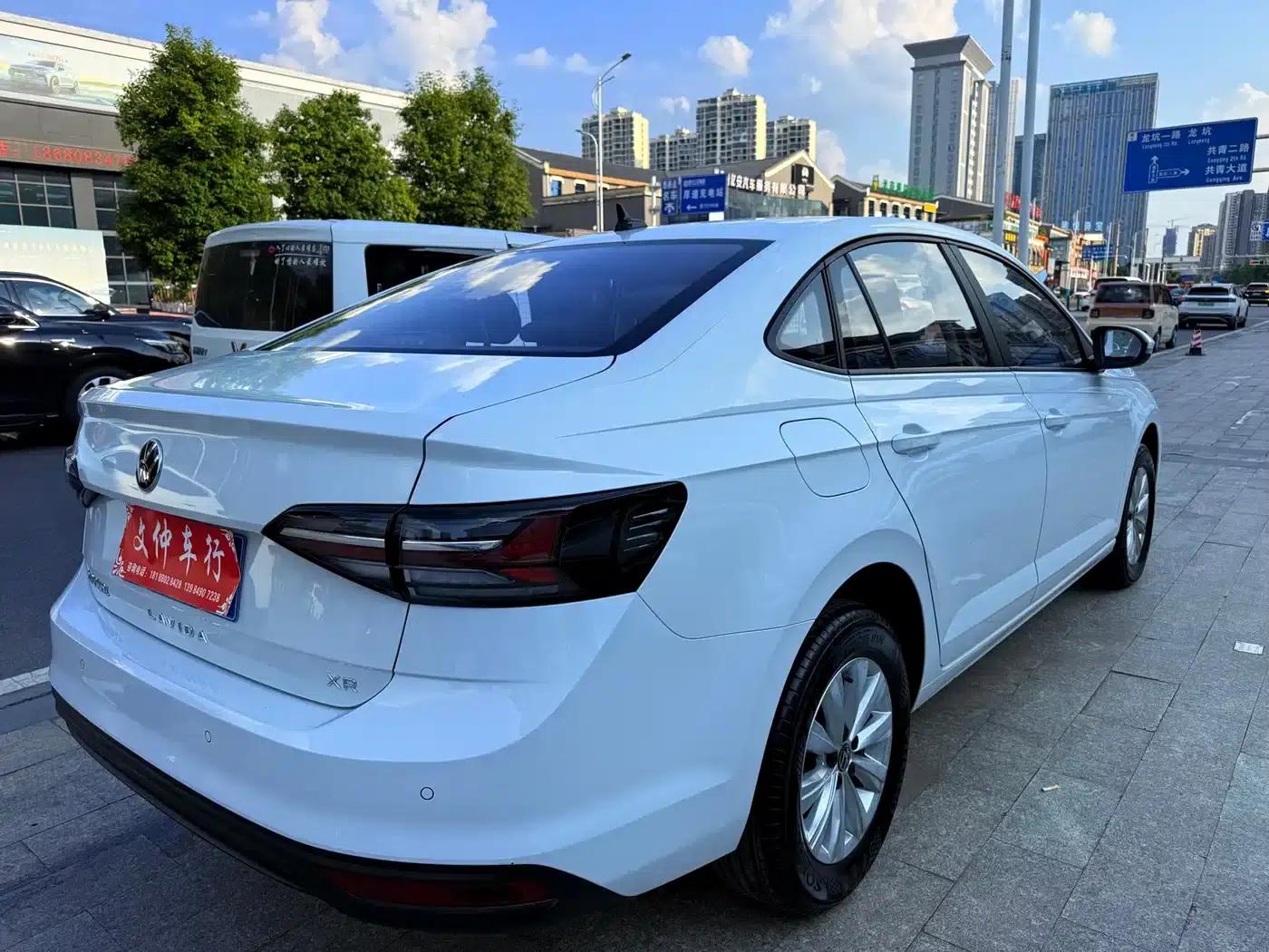 2025 Volkswagen Lavida New Elite 1.5L New Elite Edition — миниатюра 4