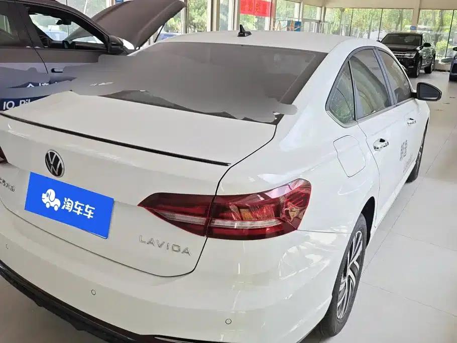 Lavida 2024 300TSI DSG Starry Sky Leading Edition — миниатюра 3