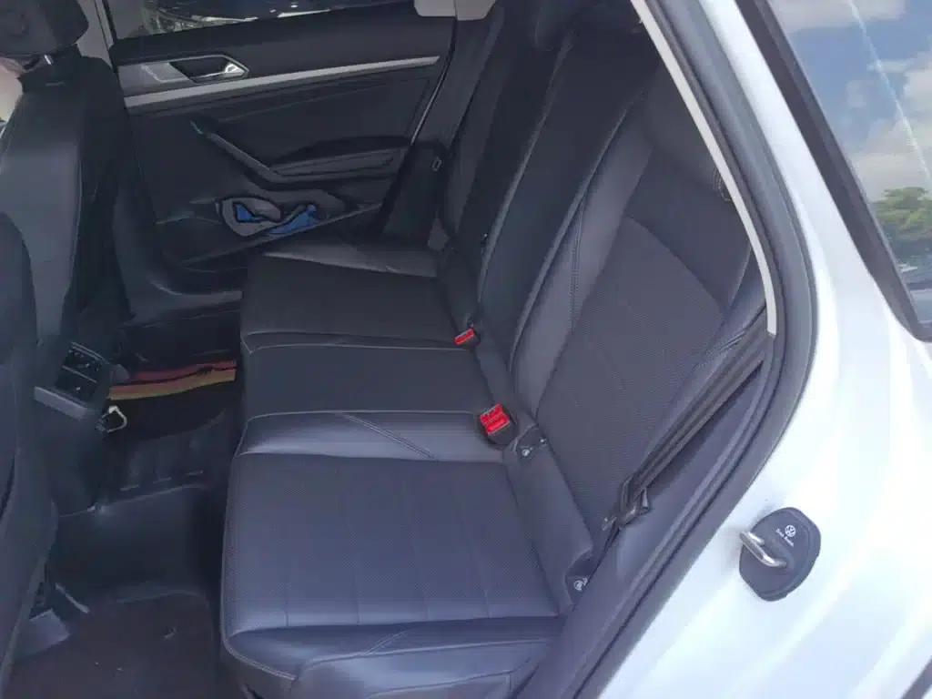 2019 Volkswagen Lavida 1.5L Automatic Comfort Edition (China VI Emission Standard) — миниатюра 17