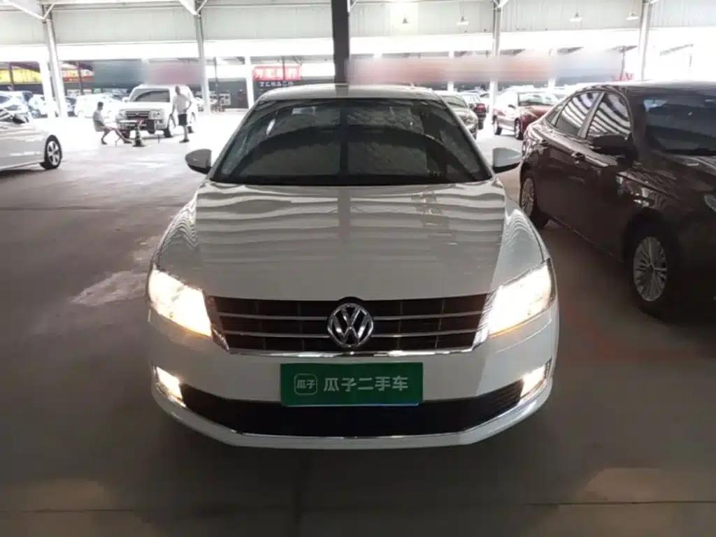 2013 Volkswagen Lavida Classic Facelift 1.6L Manual Comfort Edition — миниатюра 3