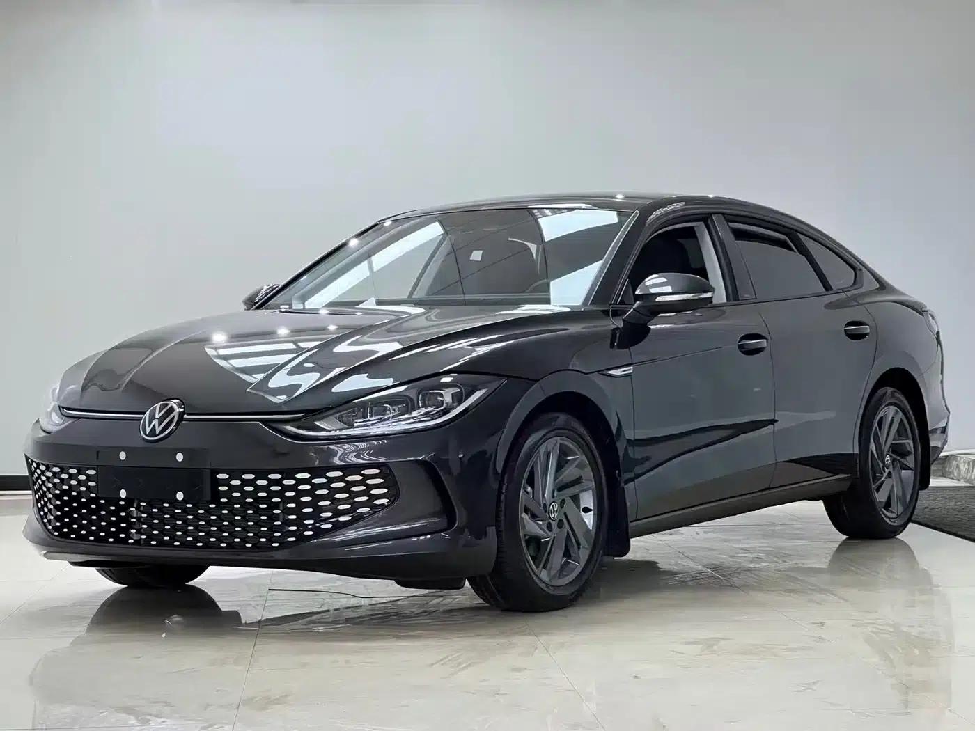 Lamando 2024 Lamando L 200TSI DSG Trendy Edition — миниатюра 1