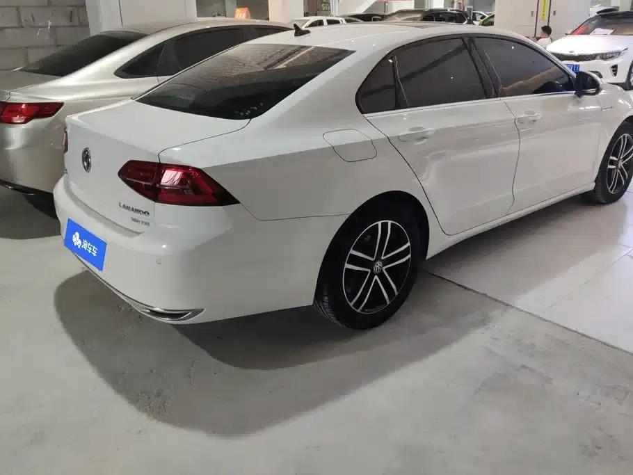 Lamando 2021 Facelift 280TSI DSG Comfort Edition — миниатюра 3