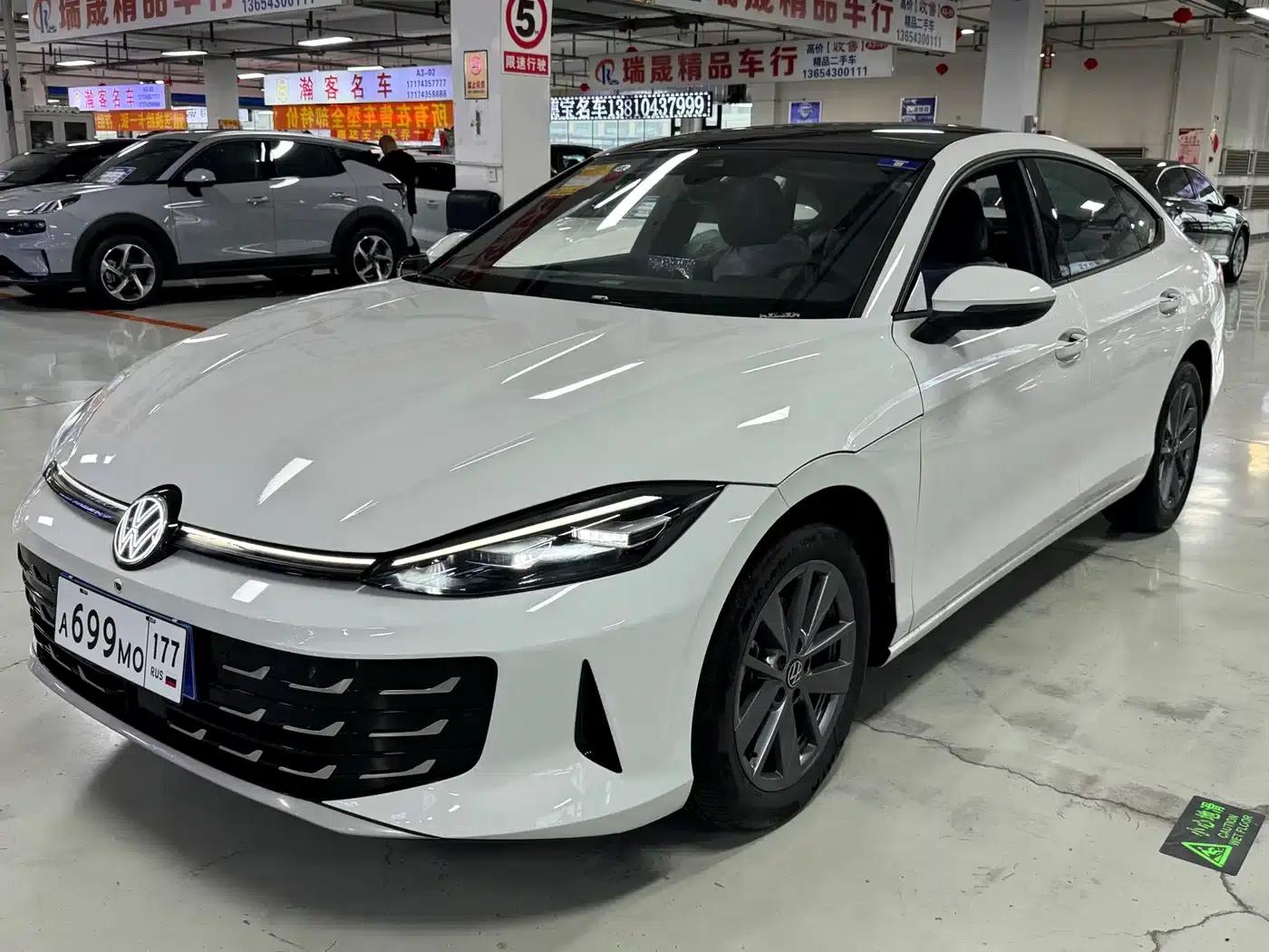 Lamando 2026 Model, Lamando L 300TSI Dynamic Edition — миниатюра 1