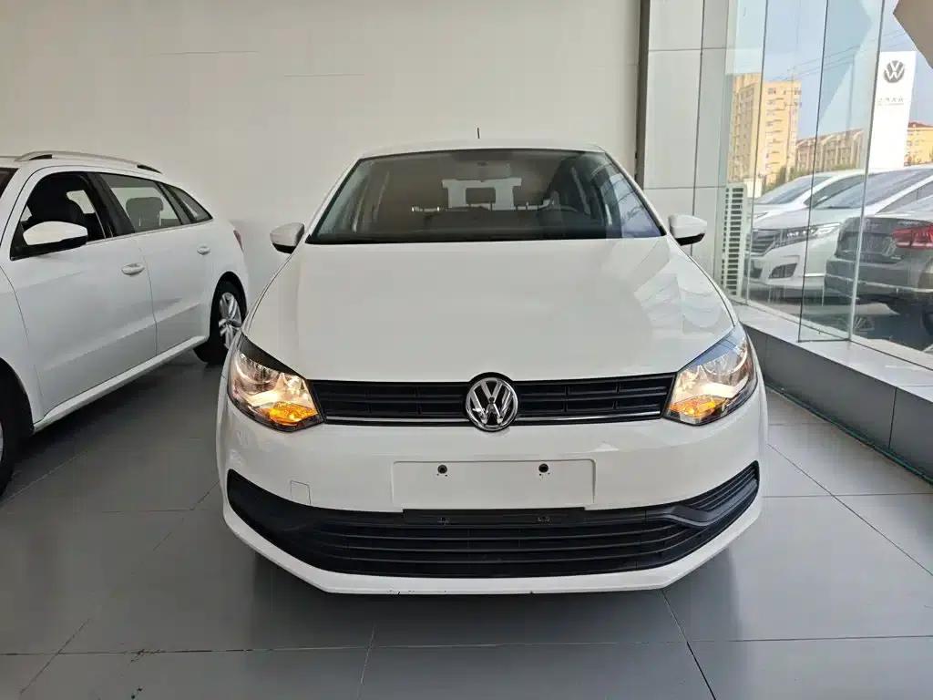 2016 Polo 1.4L Automatic Fashion Edition — миниатюра 3