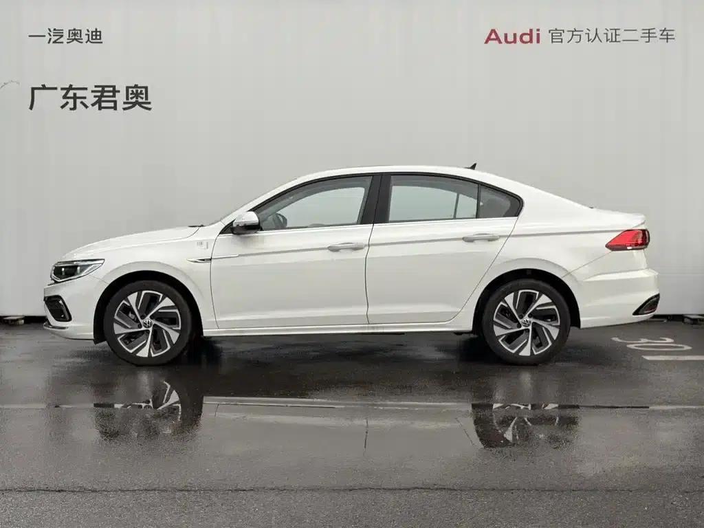 2025 Volkswagen Bora 300TSI DSG Premium Edition — миниатюра 14