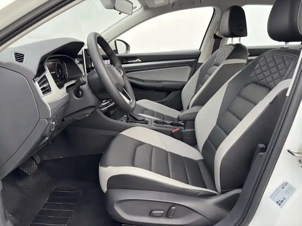 2025 Volkswagen Bora 300TSI DSG Premium Edition — миниатюра 15