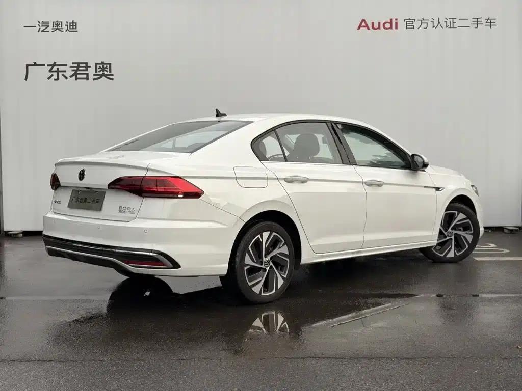 2025 Volkswagen Bora 300TSI DSG Premium Edition — миниатюра 4