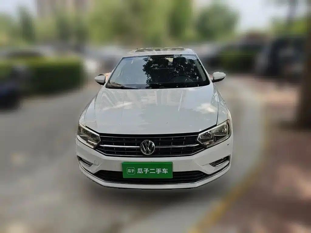 2017 Volkswagen Bora 1.6L Manual Comfort Model — миниатюра 24