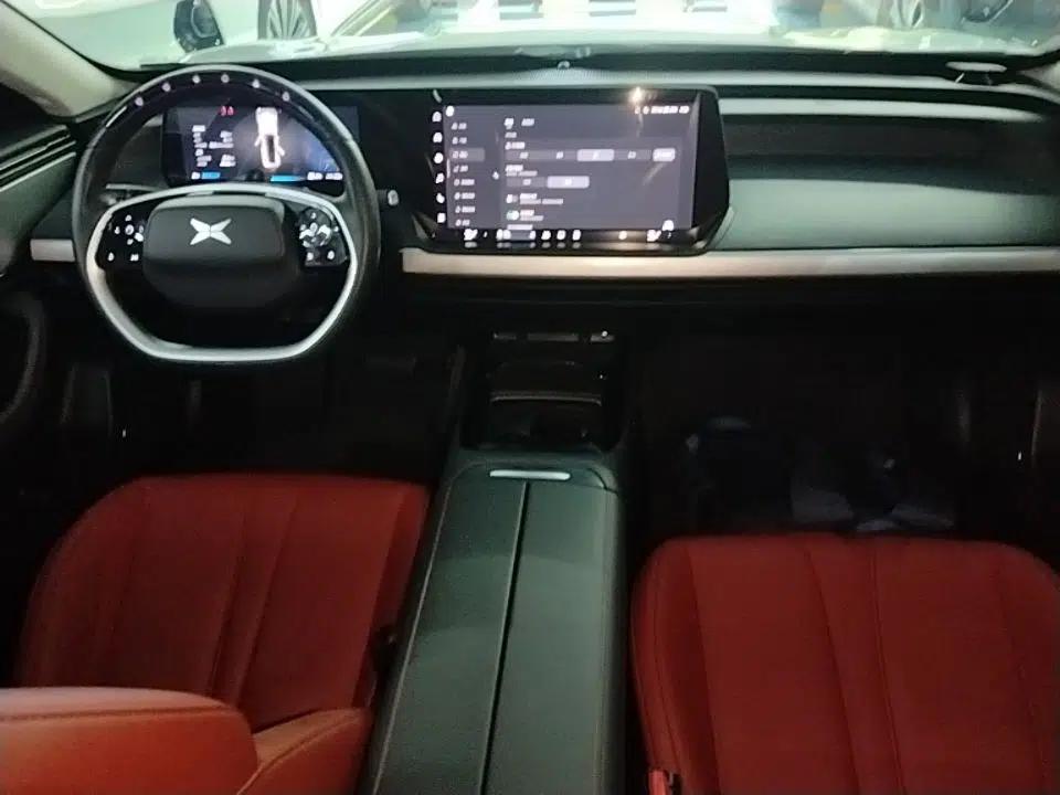 XPeng P7 2020 670E — миниатюра 12