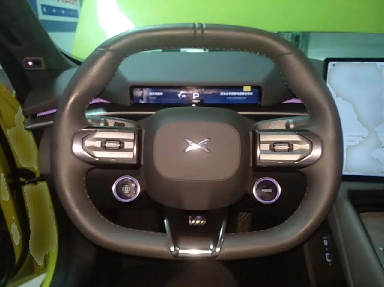 XPeng P7 2025 Model—820 Ultra Long Range Ultra — миниатюра 18