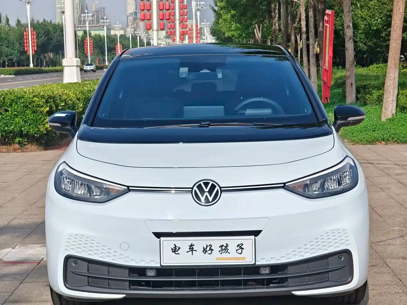 Volkswagen ID.3 2023 Upgraded Pure Smart Edition — миниатюра 2