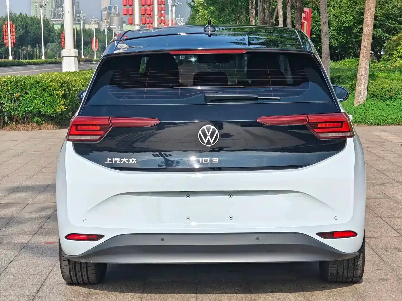 Volkswagen ID.3 2023 Upgraded Pure Smart Edition — миниатюра 5
