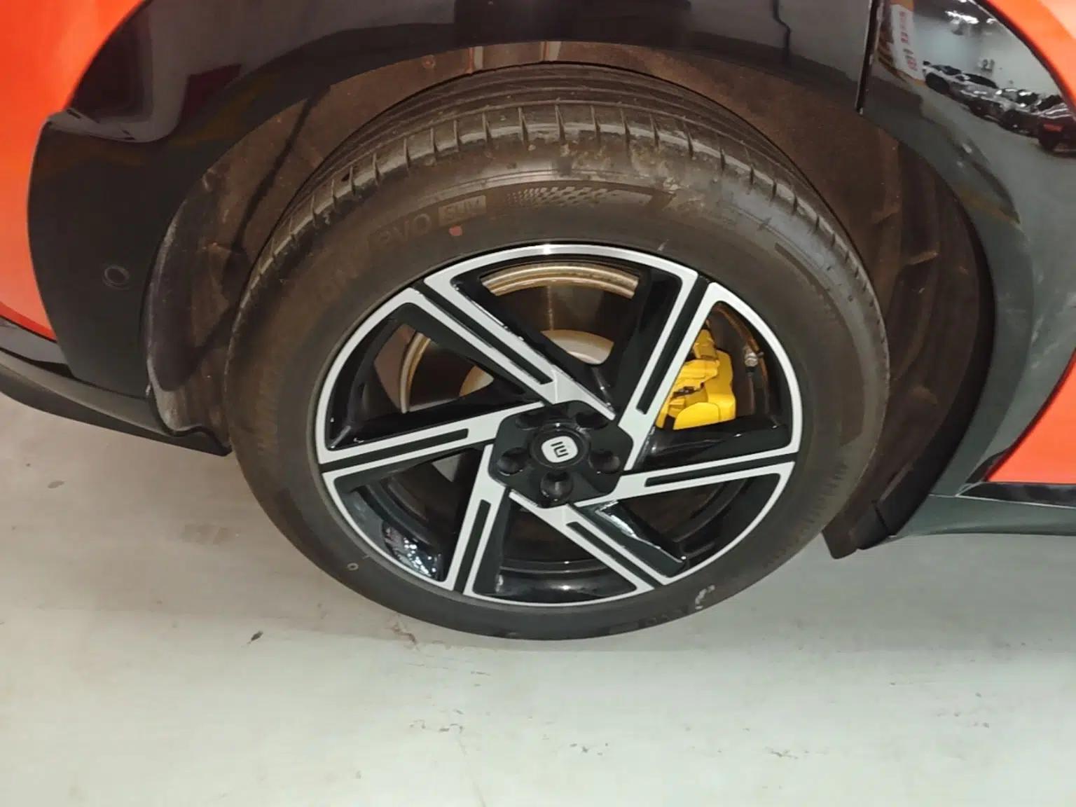 Xiaomi Auto YU7 2025 Ultra-Long Range Rear-Wheel Drive Version — миниатюра 11
