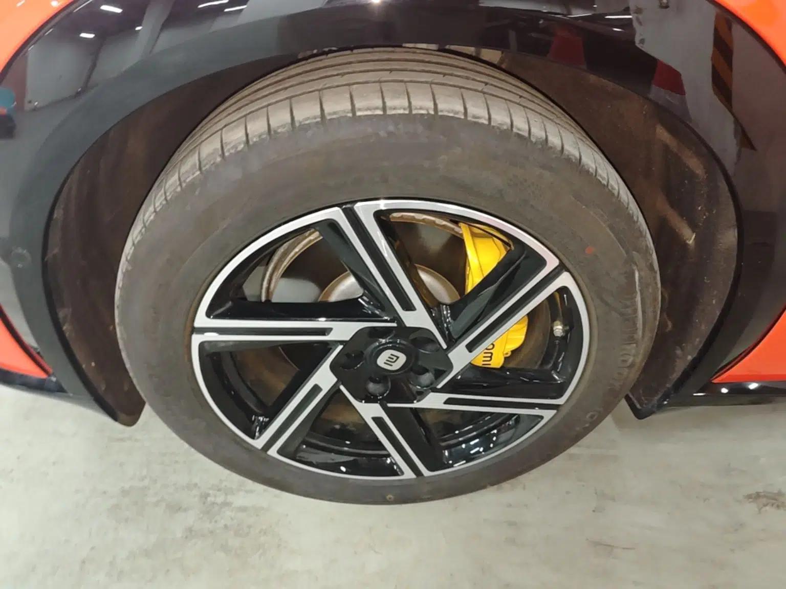 Xiaomi Auto YU7 2025 Ultra-Long Range Rear-Wheel Drive Version — миниатюра 10