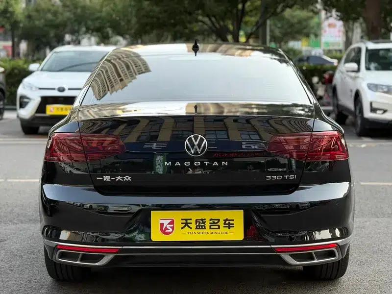 Volkswagen Magotan 2023 2 Millionth Unit Commemorative Edition 330TSI DSG Leading Model — миниатюра 4