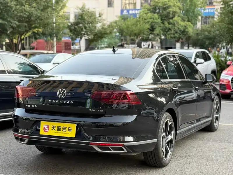 Volkswagen Magotan 2023 2 Millionth Unit Commemorative Edition 330TSI DSG Leading Model — миниатюра 5
