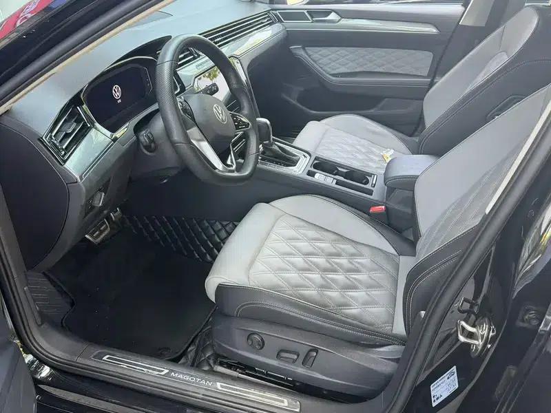 Volkswagen Magotan 2023 2 Millionth Unit Commemorative Edition 330TSI DSG Leading Model — миниатюра 9