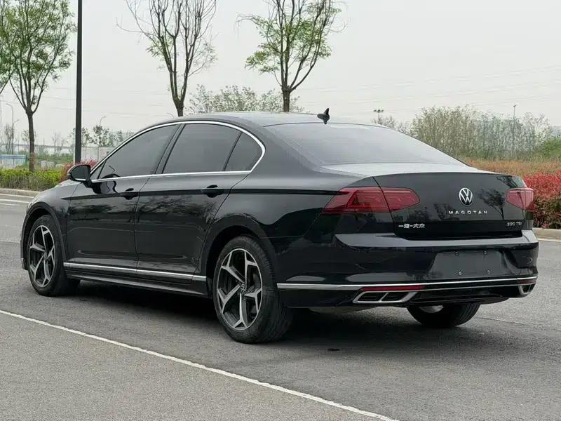 Volkswagen Magotan 2023 2 Millionth Unit Commemorative Edition 330TSI DSG Leading Model — миниатюра 4