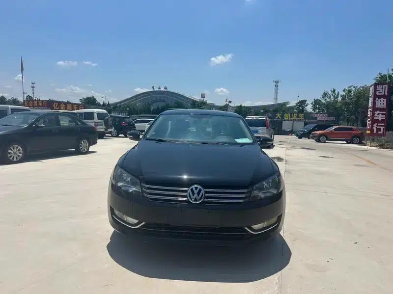 2014 Passat 1.8TSI DSG Premium Edition — миниатюра 2