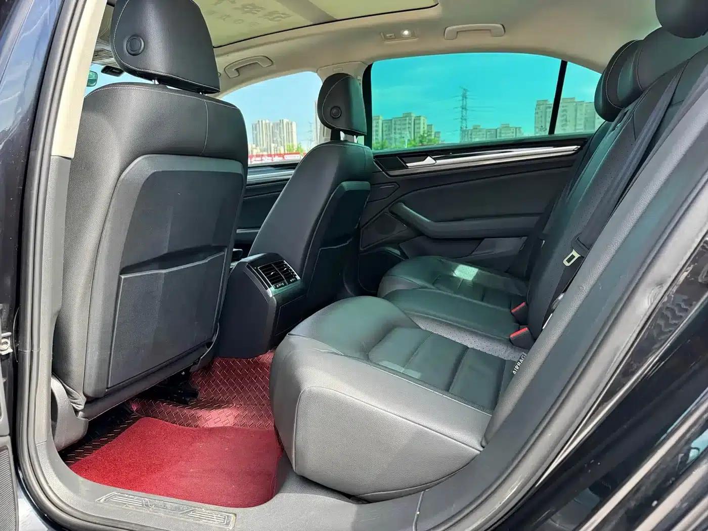 Phideon 2018 Facelift 380TSI 2WD Business Edition — миниатюра 13
