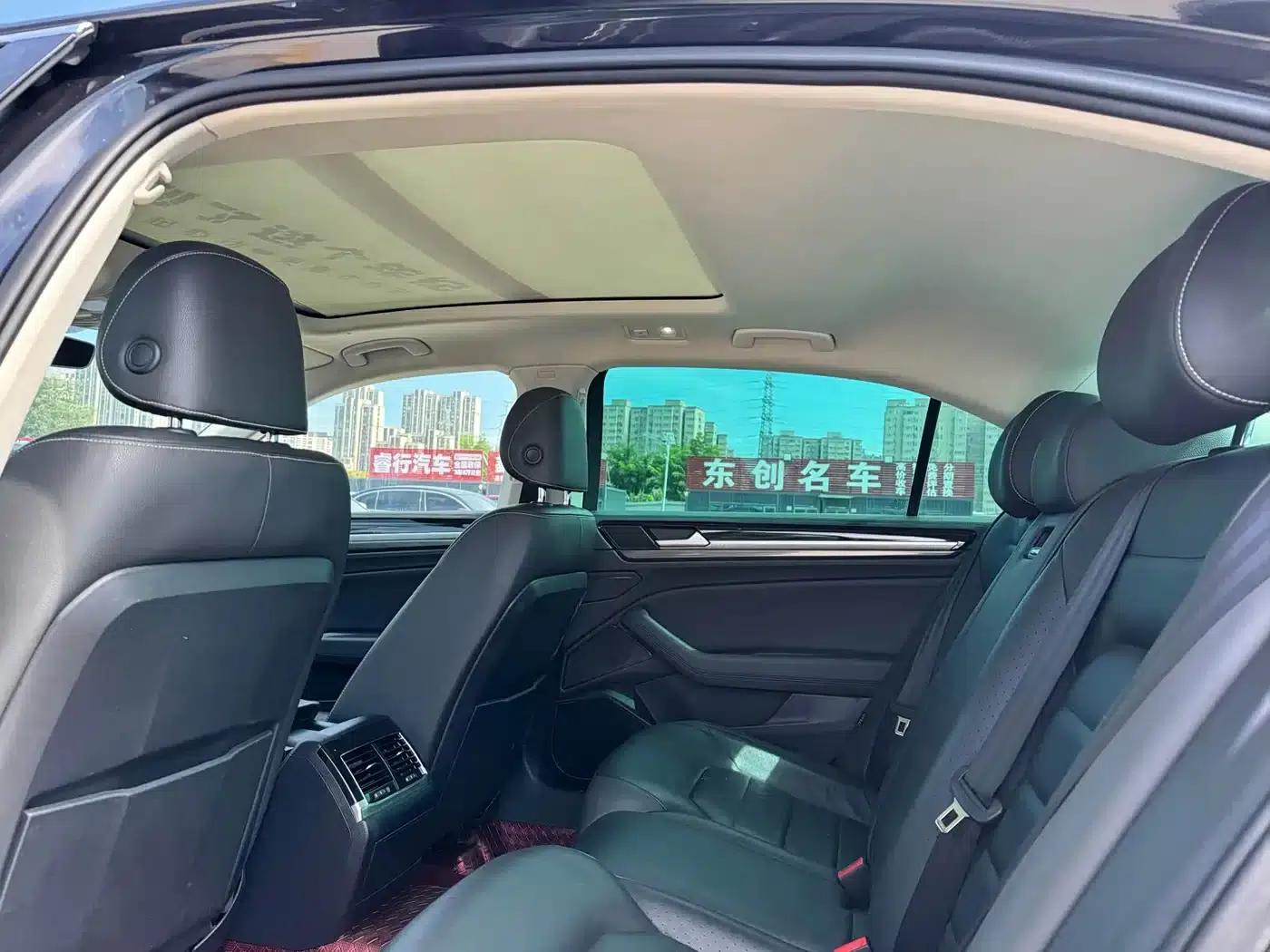 Phideon 2018 Facelift 380TSI 2WD Business Edition — миниатюра 14