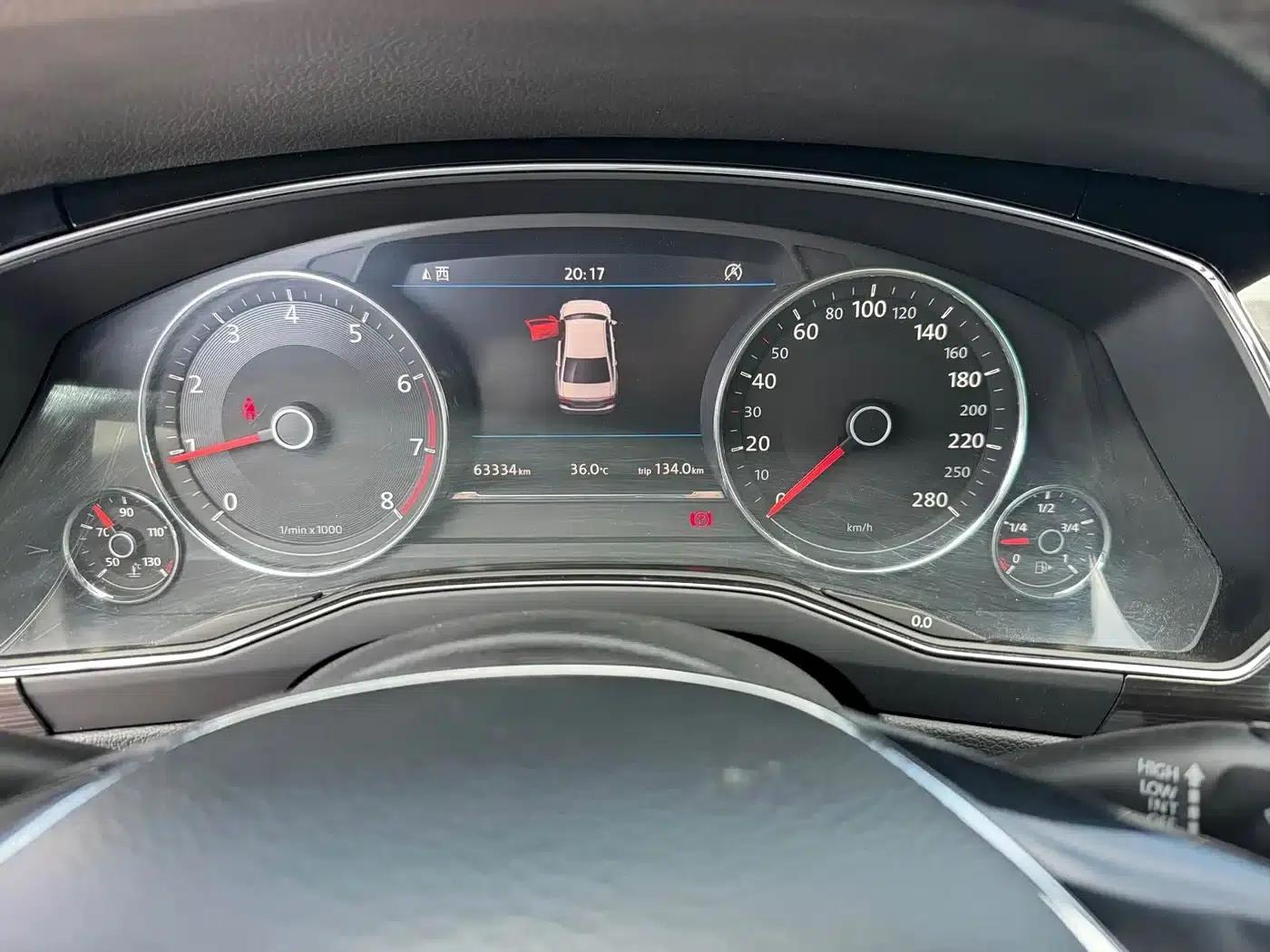 Phideon 2018 Facelift 380TSI 2WD Business Edition — миниатюра 10