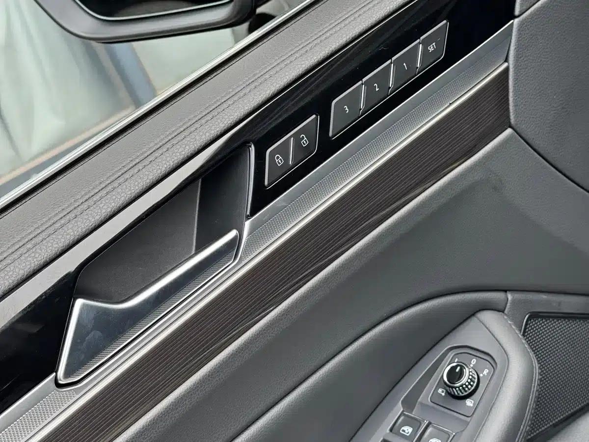 Phideon 2019 380TSI 2WD Business Edition (National V Emission Standard) — миниатюра 20